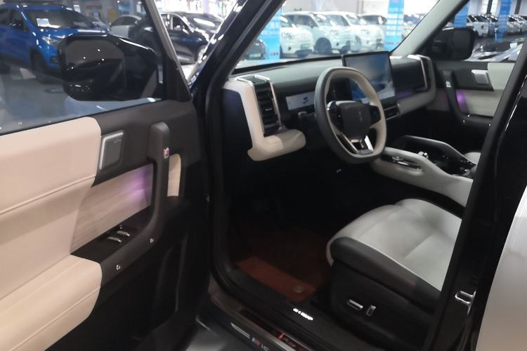 Used iCAR 03 2024 501km Four-wheel Drive Long-Range Advanced Version Interior 2