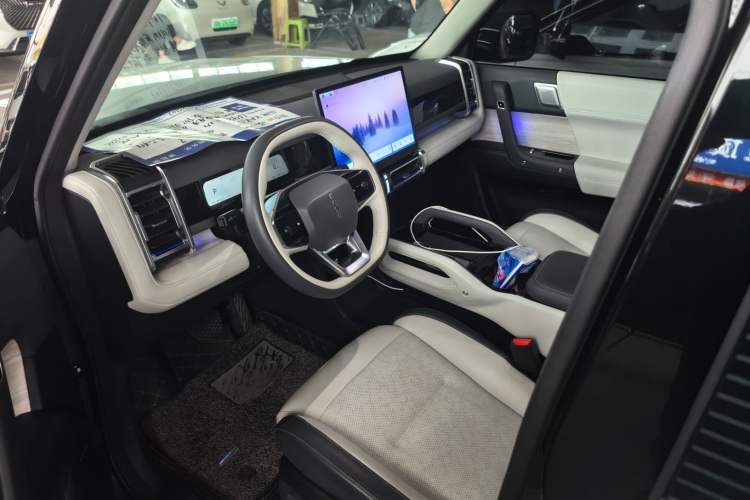 Used iCAR 03 2024 501km Four-wheel Drive Long-range Intelligent Driving Edition Interior 3