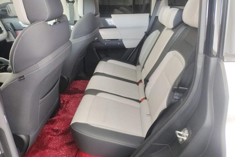 Used iCAR 03  Interior 4