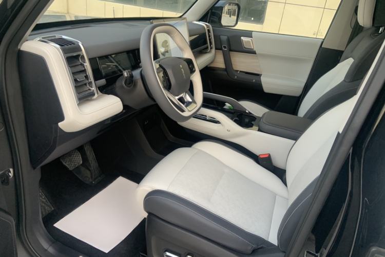 Used iCAR 03 2024 501km Four-wheel Drive Long-Range Advanced Version Interior 6