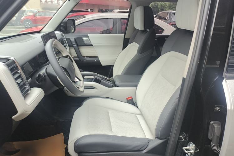 Used iCAR 03 2024 401km Range Two-Wheel Drive Standard Yuechao Version Left Front Seat