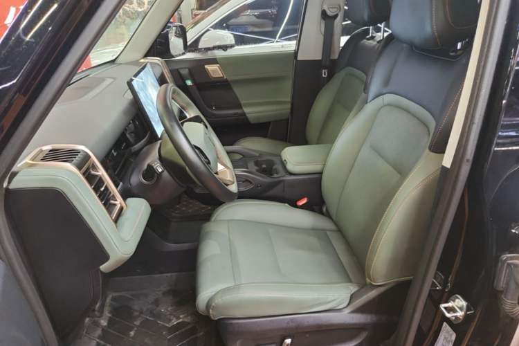 Used iCAR 03 2024 401km Two-Wheel Drive Standard Advanced Version Left Front Seat