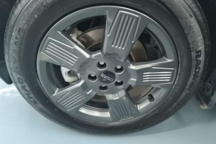 Used iCAR 03 2024 401km Two-Wheel Drive Standard Advanced Version Left Front Wheel Hub