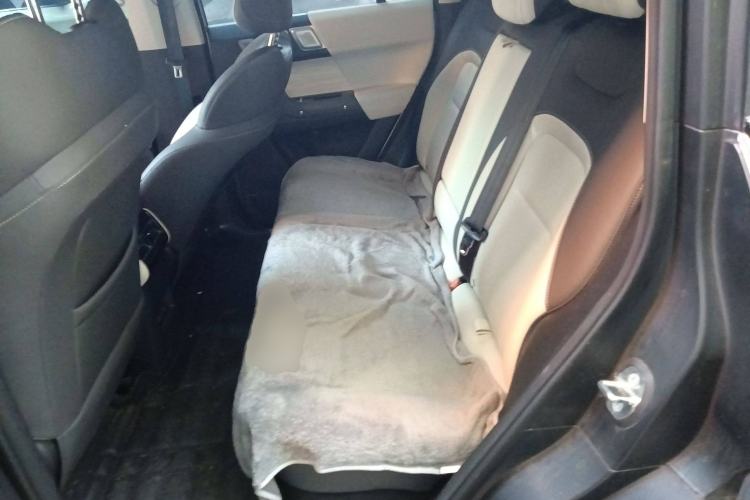 Used iCAR 03 2024 472km Four-Wheel Drive Long-Range Version Left Rear Seat