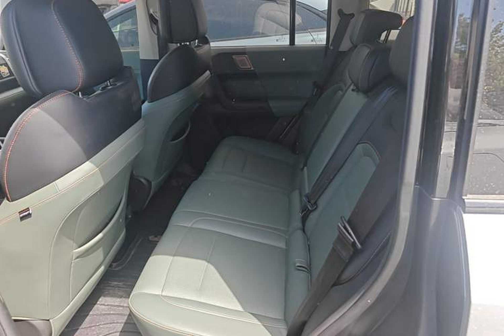 Used iCAR 03 2024 501km Four-wheel Drive Long-range Intelligent Driving Edition Left Rear Seat
