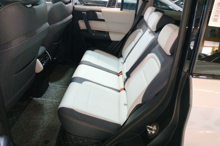 Used iCAR 03 2024 501km Two-Wheel Drive Long-Range Version Left Rear Seat