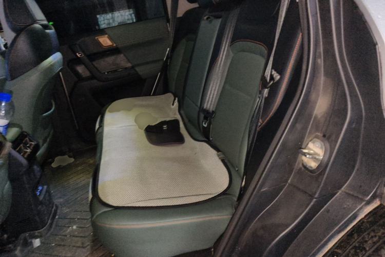 Used iCAR 03 2024 472km Four-Wheel Drive Long-Range Version Left Rear Seat