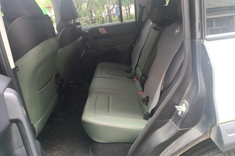 Used iCAR 03 2024 501km Two-Wheel Drive Long-Range Version Left Rear Seat