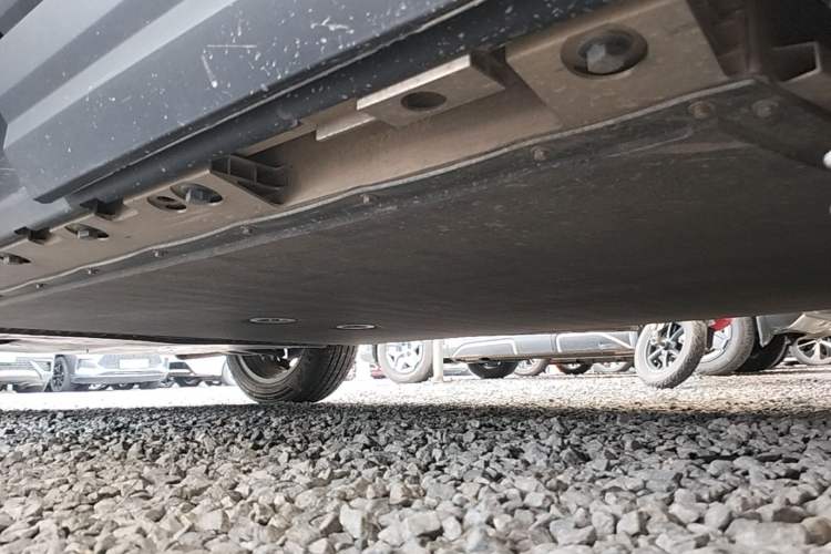 Used iCAR 03 2024 472km Four-Wheel Drive Long-Range Version Left Side Sill