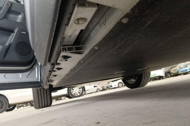 Used iCAR 03 2024 501km Two-Wheel Drive Long-Range Version Left Side Sill