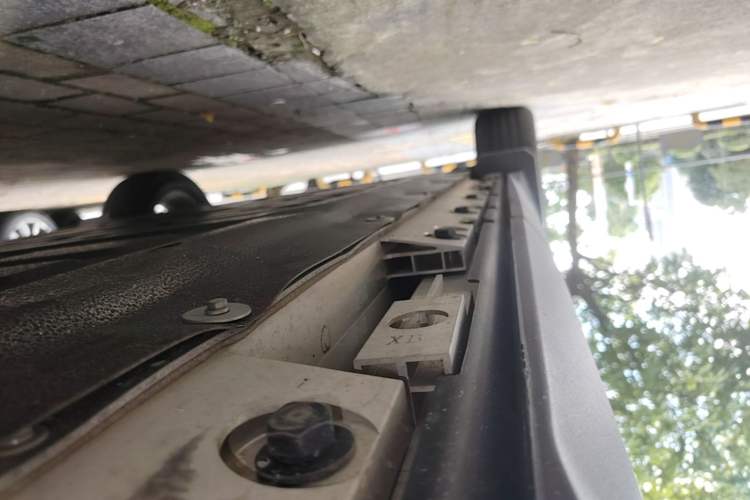 Used iCAR 03 2024 501km Range Two-Wheel Drive Long-Range Smart Trend Edition Left Side Sill