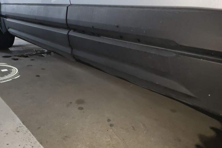 Used iCAR 03 2024 501km Four-wheel Drive Long-range Intelligent Driving Edition Left Side Sill