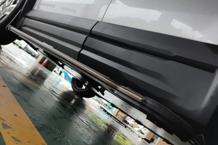 Used iCAR 03 2024 472km Four-Wheel Drive Long-Range Intelligent Advanced Version Left Side Sill