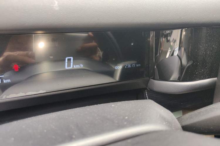Used iCAR 03 2024 501km Two-Wheel Drive Long-Range Yuechao Edition Odometer Close Up
