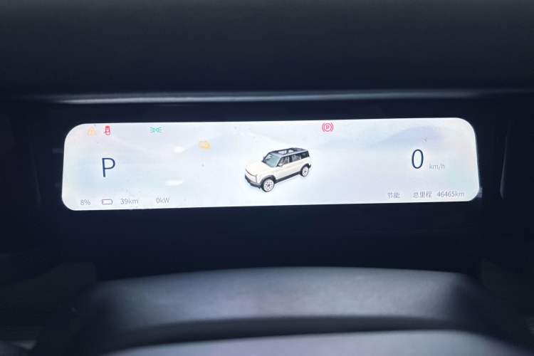 Used iCAR 03 2024 472km Four-Wheel Drive Long-Range Version Odometer Close Up