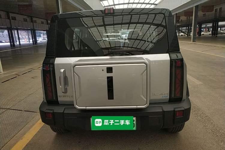 Used iCAR 03 2024 401km Two-Wheel Drive Standard Advanced Version Rear