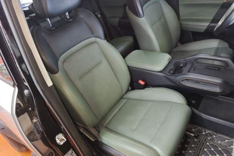 Used iCAR 03 2024 401km Two-Wheel Drive Standard Advanced Version Right Front Seat