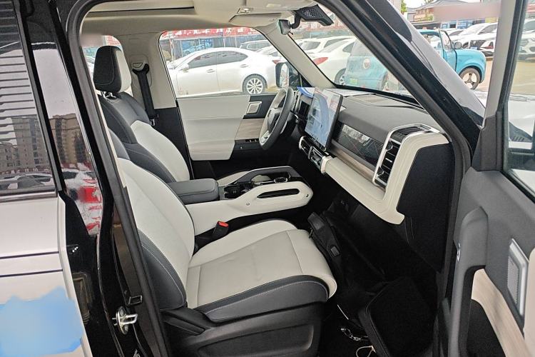 Used iCAR 03 2024 472km Four-Wheel Drive Long-Range Version Right Front Seat