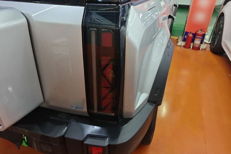 Used iCAR 03 2024 401km Two-Wheel Drive Standard Advanced Version Right Rear Taillight