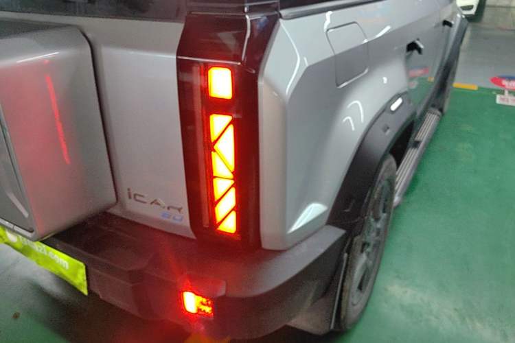 Used iCAR 03 2024 401km Two-Wheel Drive Standard Advanced Version Right Rear Taillight