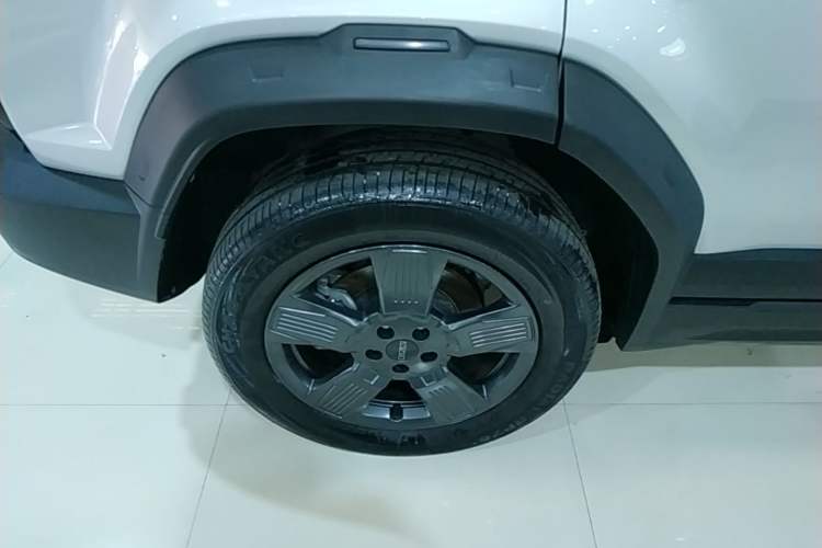 Used iCAR 03 2024 501km Two-Wheel Drive Long-Range Version Right Rear Wheel Hub