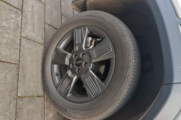 Used iCAR 03 2024 501km Two-Wheel Drive Long-Range Version Right Rear Wheel Hub