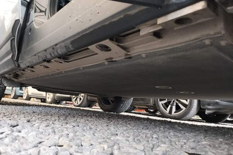 Used iCAR 03 2024 472km Four-Wheel Drive Long-Range Version Right Side Sill