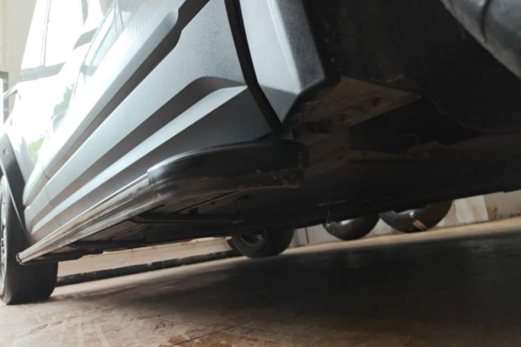 Used iCAR 03 2024 401km Two-Wheel Drive Standard Advanced Version Right Side Sill