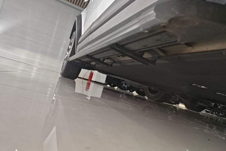 Used iCAR 03 2024 472km Four-Wheel Drive Long-Range Version Right Side Sill