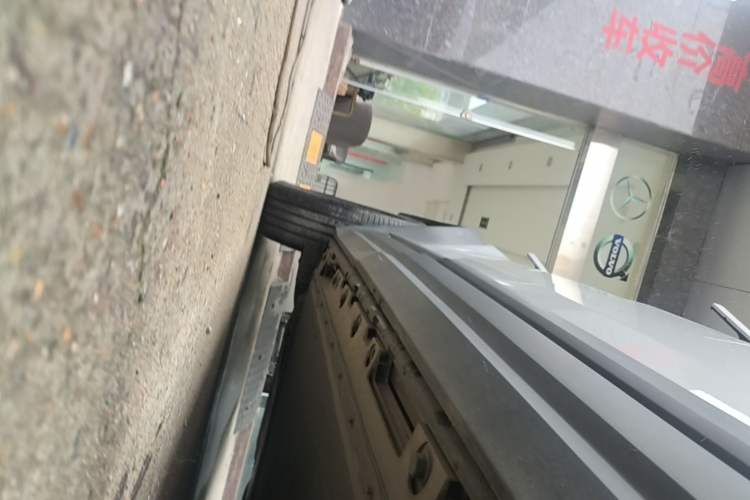 Used iCAR 03 2024 401km Range Two-Wheel Drive Standard Yuechao Version Right Side Sill