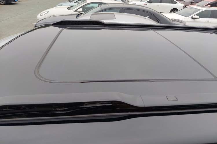 Used iCAR 03 2024 501km Two-Wheel Drive Long-Range Yuechao Edition Roof