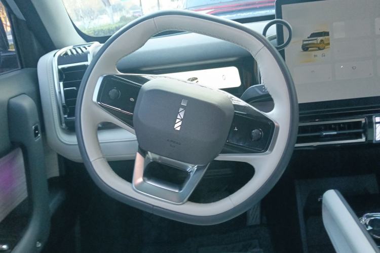 Used iCAR 03 2024 501km Four-wheel Drive Long-range Intelligent Driving Edition Steering Wheel