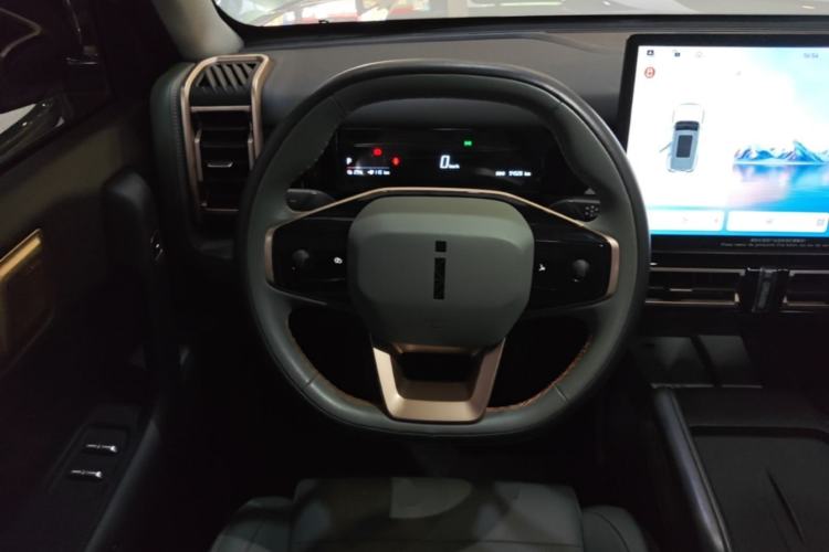 Used iCAR 03 2024 401km Two-Wheel Drive Standard Advanced Version Steering Wheel