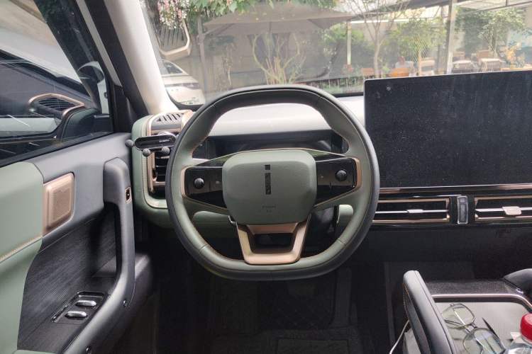 Used iCAR 03 2024 501km Two-Wheel Drive Long-Range Yuechao Edition Steering Wheel