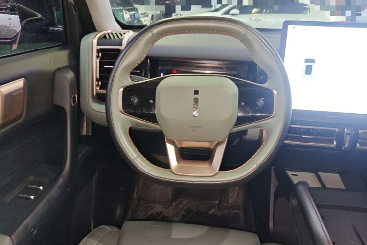Used iCAR 03 2024 401km Two-Wheel Drive Standard Advanced Version Steering Wheel