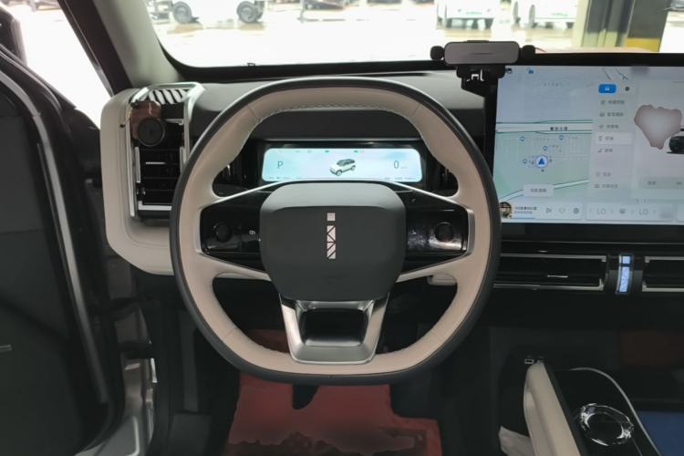 Used iCAR 03 2024 472km Four-Wheel Drive Long-Range Intelligent Advanced Version Steering Wheel