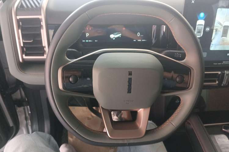 Used iCAR 03 2024 501km Range Two-Wheel Drive Long-Range Smart Trend Edition Steering Wheel