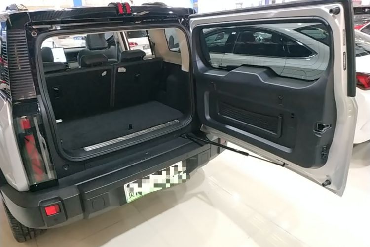 Used iCAR 03 2024 501km Two-Wheel Drive Long-Range Version Trunk