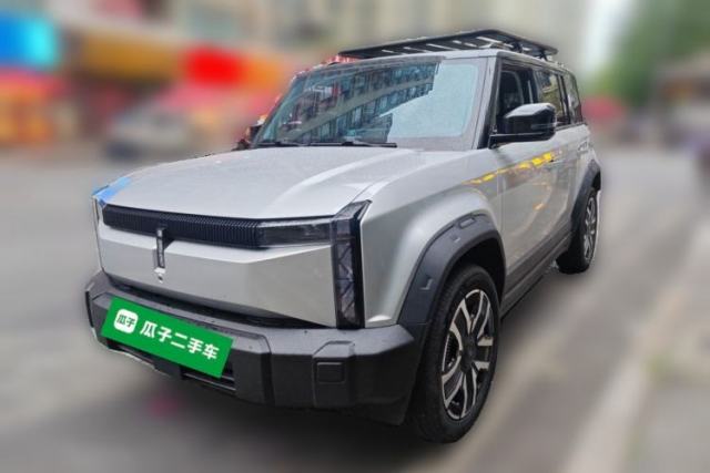Używany iCAR 03 2024 501km Four-wheel Drive Long-range Intelligent Driving Edition