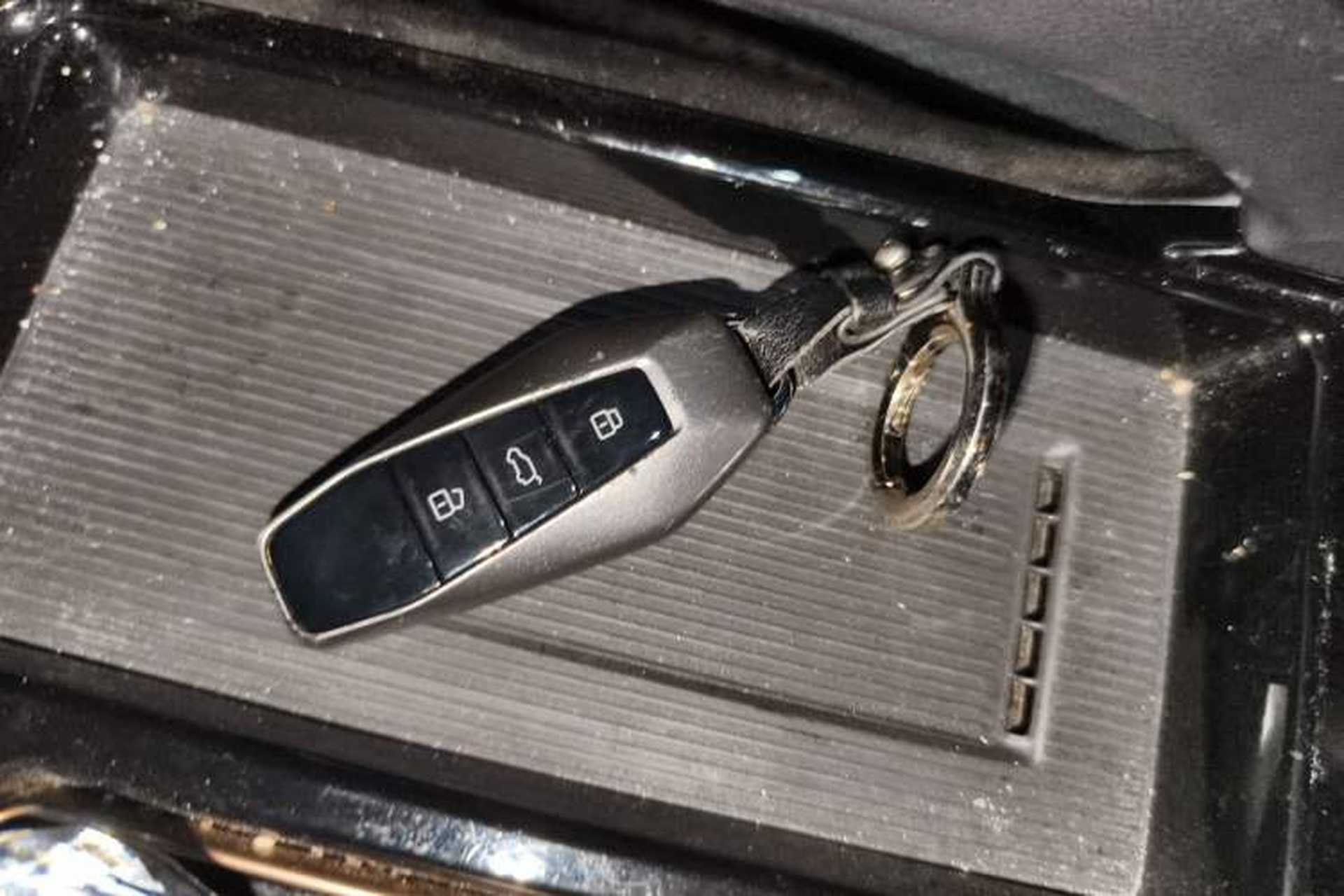 Used iCAR 03 2024 472km Four-Wheel Drive Long-Range Version Vehicle Key