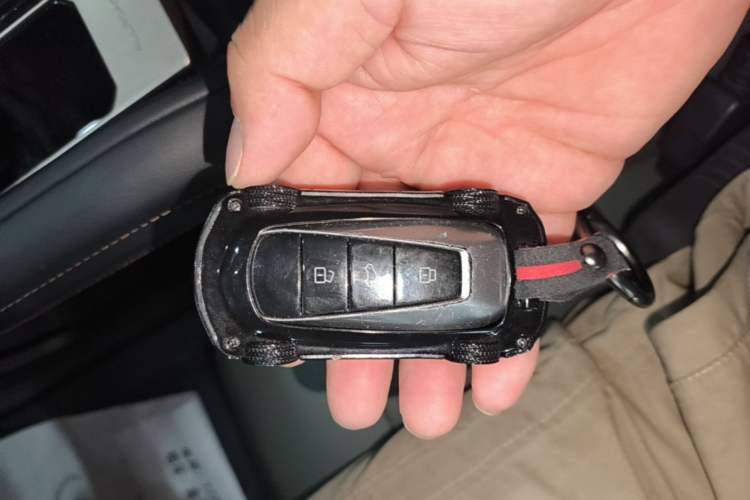 Used iCAR 03 2024 472km Four-Wheel Drive Long-Range Version Vehicle Key