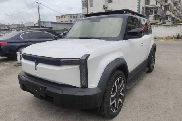 Used iCAR 03 2024 501km Four-wheel Drive Long-range Intelligent Driving Edition