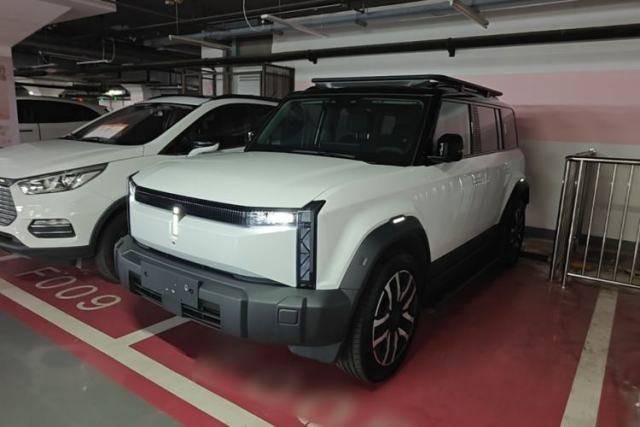 Used iCAR 03 2024 501km Four-wheel Drive Long-range Intelligent Driving Edition