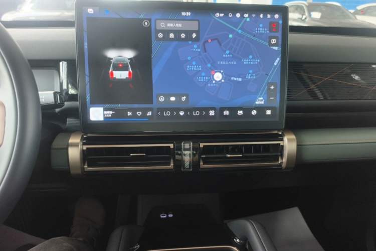 Used iCAR 03 2024 401km Two-Wheel Drive Standard Advanced Version Audio And AC Panel