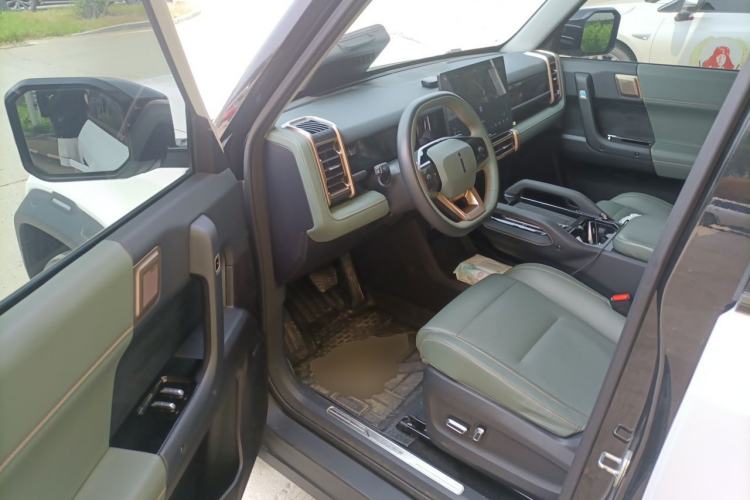 Used iCAR 03 2024 472km Four-Wheel Drive Long-Range Version Driver Seat