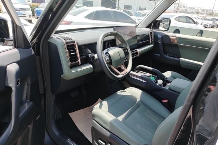 Used iCAR 03 2024 501km Two-Wheel Drive Long-Range Version Driver Seat