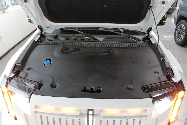 Used iCAR 03 2024 472km Four-Wheel Drive Long-Range Intelligent Advanced Version Engine Bay
