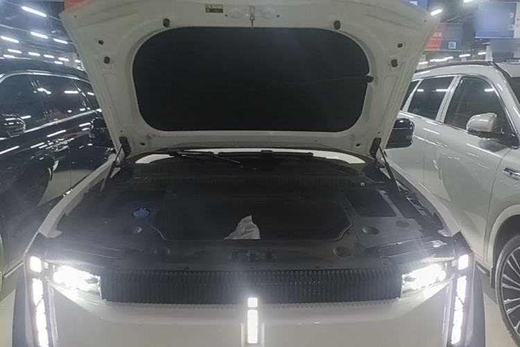 Used iCAR 03 2024 501km Two-Wheel Drive Long-Range Version Engine Bay