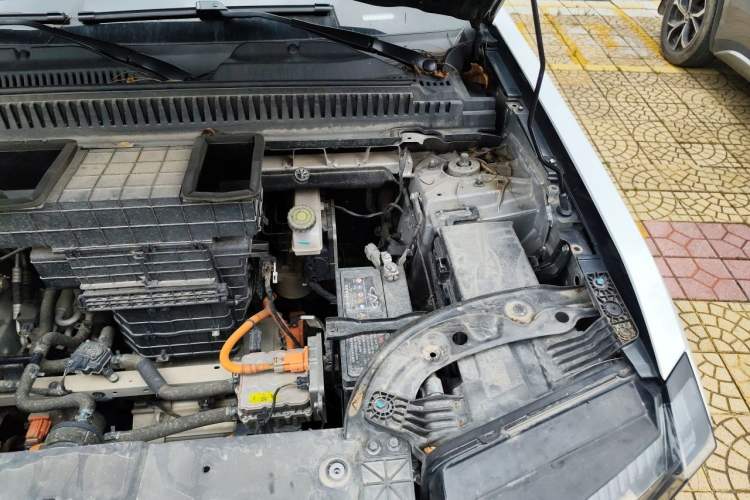 Used iCAR 03 2024 472km Four-Wheel Drive Long-Range Version Engine Bay Left