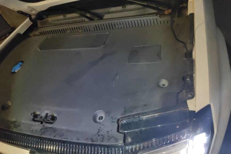 Used iCAR 03 2024 501km Two-Wheel Drive Long-Range Version Engine Bay Left